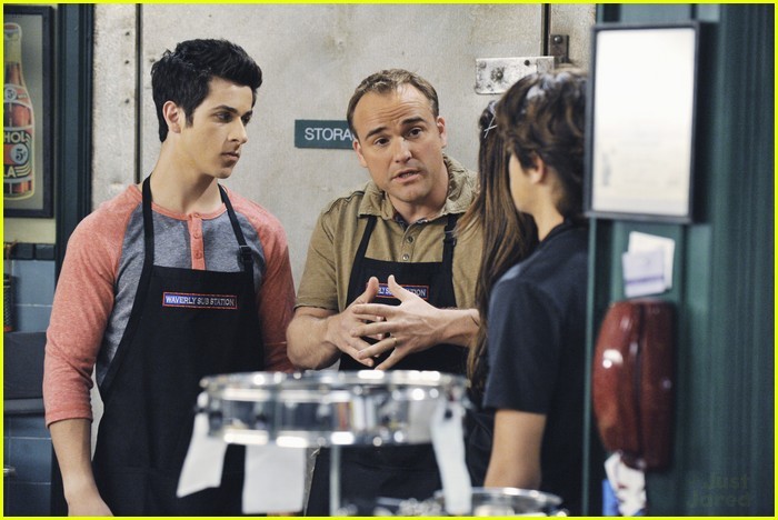 wizards-waverly-place-finale-04