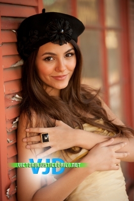normal_JusticeJM0742 - Victoria Justice - Photoshoot 012 - Uknown Photoshoot