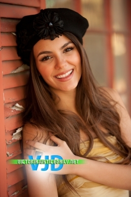 normal_JusticeJM0744 - Victoria Justice - Photoshoot 012 - Uknown Photoshoot