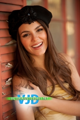 normal_JusticeJM0745 - Victoria Justice - Photoshoot 012 - Uknown Photoshoot