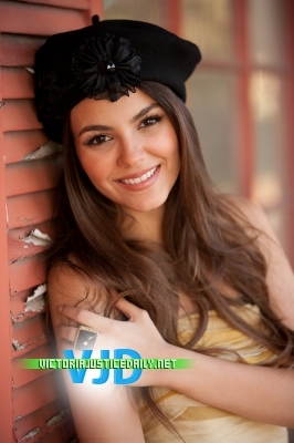 normal_JusticeJM0747 - Victoria Justice - Photoshoot 012 - Uknown Photoshoot