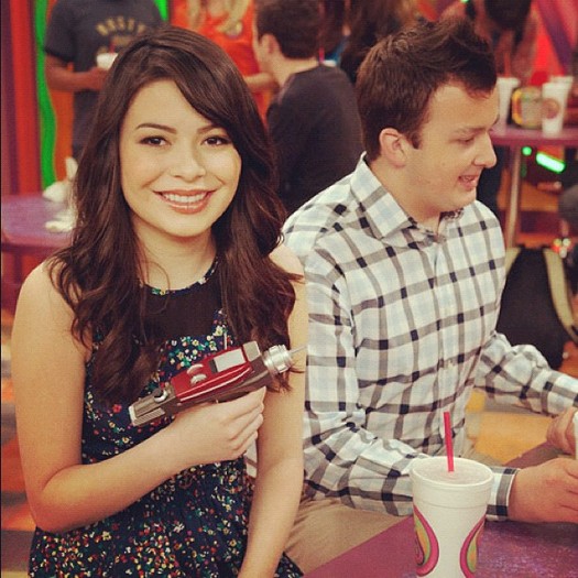 579455_10150860755694007_379084364_n - Miranda Cosgrove - Instragrams Photos - from FaceBook