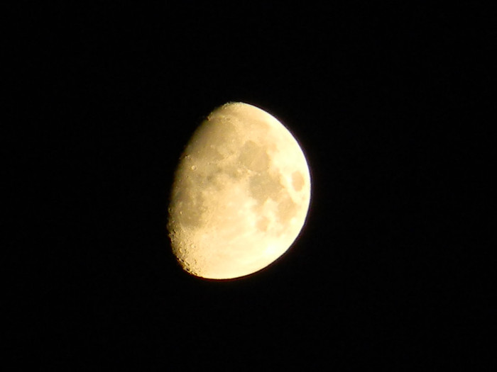 DSCN2433 - Luna - asa cum o vad eu- iulie 2012