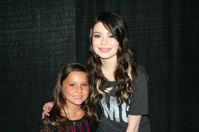 281278_10150239988709007_2259168_n - Miranda Cosgrove - Dancing Crazy Summer Columbus