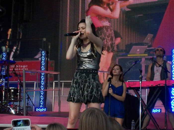 283376_10150239990164007_6202845_n