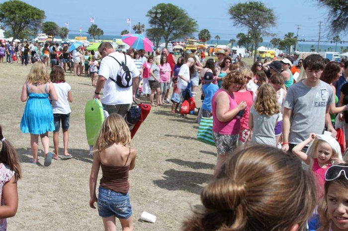 248960_10150198250756027_6533713_n - Ariana Grande - Myrtle Beach Meet and Greet