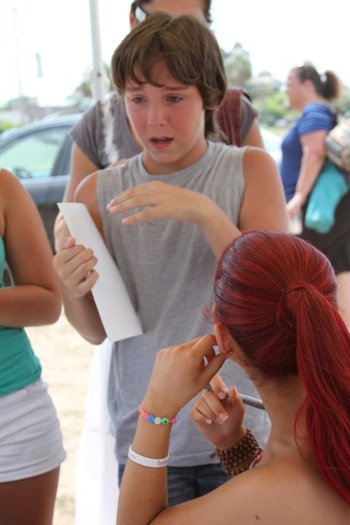 251353_10150198251771027_7525423_n - Ariana Grande - Myrtle Beach Meet and Greet