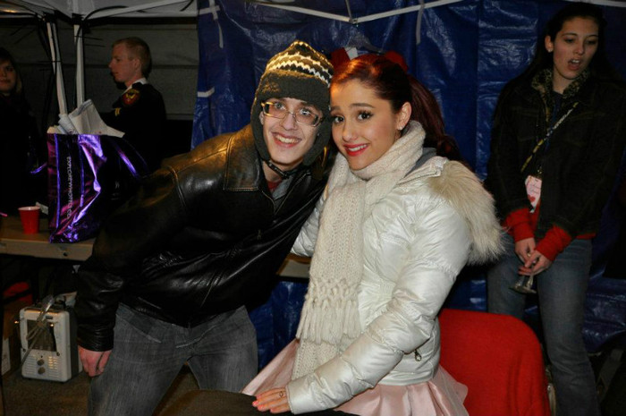 384938_10150454570021027_736111749_n - Ariana Grande - Hershey Park