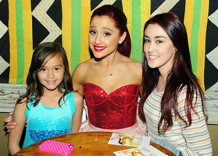 401391_10150572182111027_148977302_n - Ariana Grande - Another  Meet and Greet with her fans