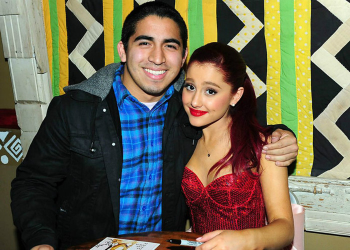 432251_10150572166821027_222901179_n - Ariana Grande - Another  Meet and Greet with her fans