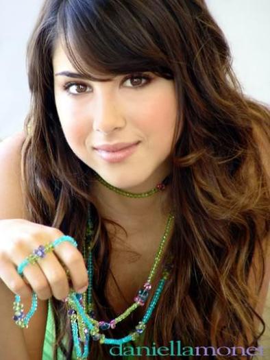 557441_380914905264198_353047119_n - Daniella Monet - Facebook Profile Pictures