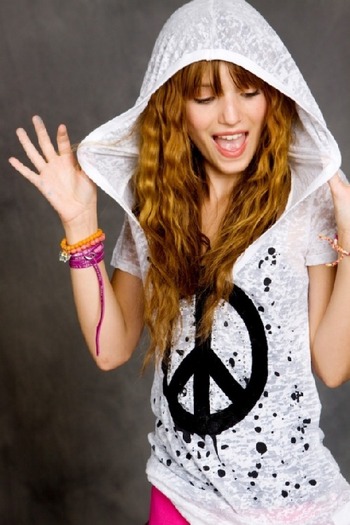 bella-thorne-211207 - bella thorne
