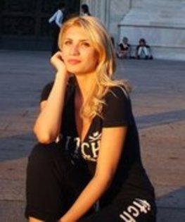 75268674_UNEIBBO3 - Adelina Boie