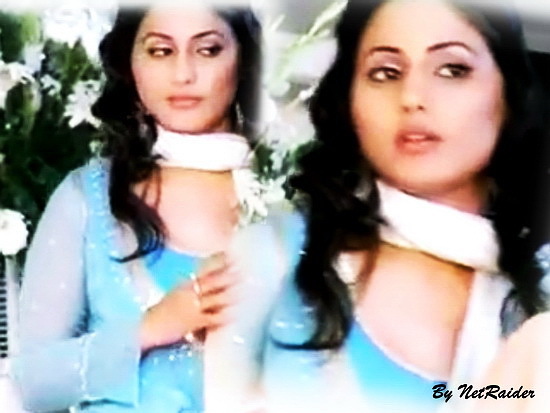 HK25 - HINA KHAN-2012