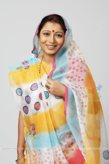 32176-devki-in-chhoti-bahu-sindoor-bin-suhaagan - O-CHOTTY BAHU 1