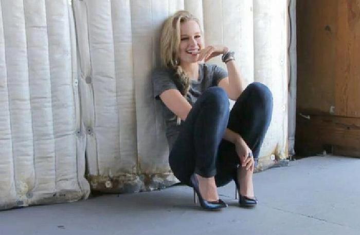 295445_305525042879076_309550054_n - Bridgit Mendler