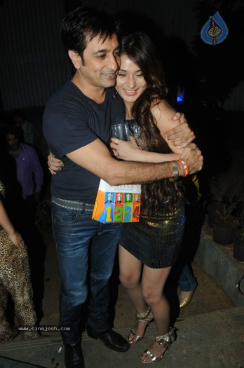 Sara Khan - Sara Khans BirthDay Bash - 2012