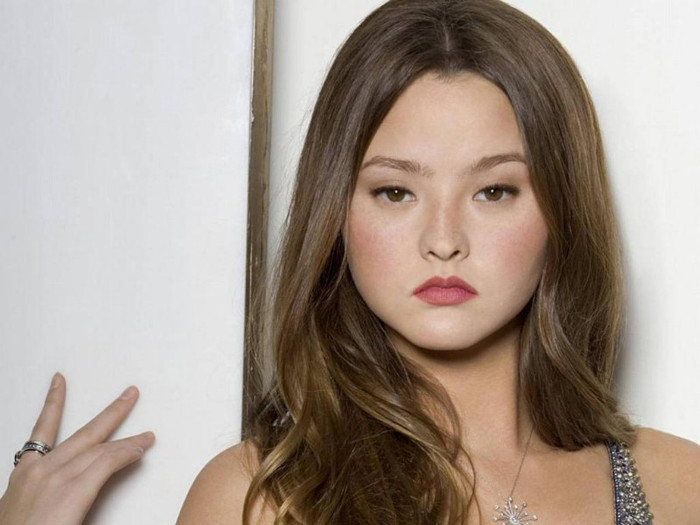 23106-devon-aoki-1024x768 - sunt frumoase