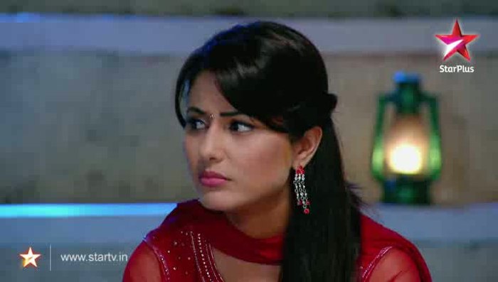 7LQWr - HINA KHAN 2012-NEW