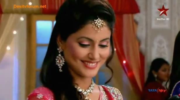 O0LYW - HINA KHAN 2012-NEW