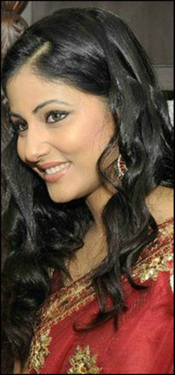 30-vert - HINA KHAN 2012-NEW