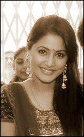 73-vert - HINA KHAN 2012-NEW