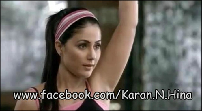 12568-vert - HINA KHAN 2012-NEW