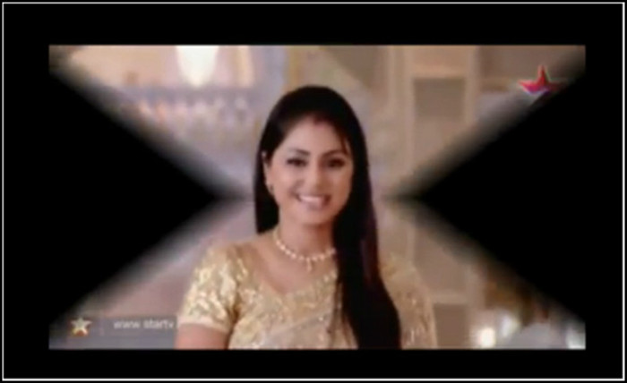 22-vert - HINA KHAN 2012-NEW