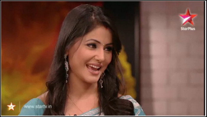 36-vert - HINA KHAN 2012-NEW