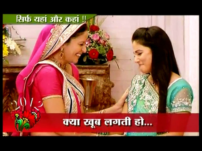 47-vert - HINA KHAN 2012-NEW