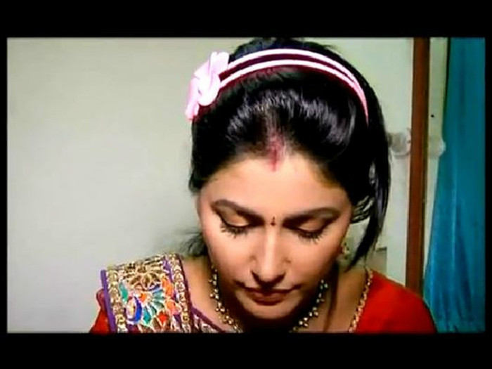 60-vert - HINA KHAN 2012-NEW