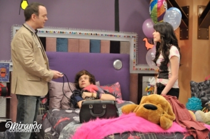 normal_009 - iCarly - Episode Stills -  iGo One Direction