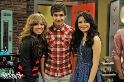 normal_012 - iCarly - Episode Stills -  iGo One Direction