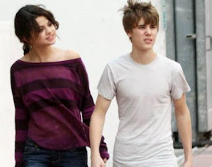 Selena Si Justin - Poze Cu Justin Bieber si Selena Gomez