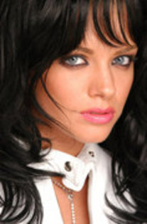 65140728_XDAUCIO - Alexandra Dinu