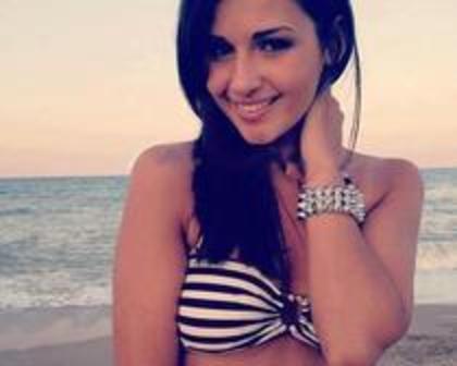 78450844_UQOQILU - Lala Band 2012