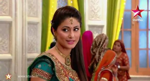 398335_438217352870522_271356519556607_96451601_564513419_n - HINA KHAN 2012-NEW