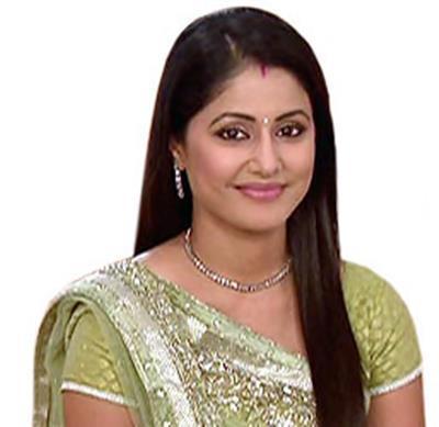 426041_301619109900604_166028506792999_862495_1346218073_n - HINA KHAN 2012-NEW