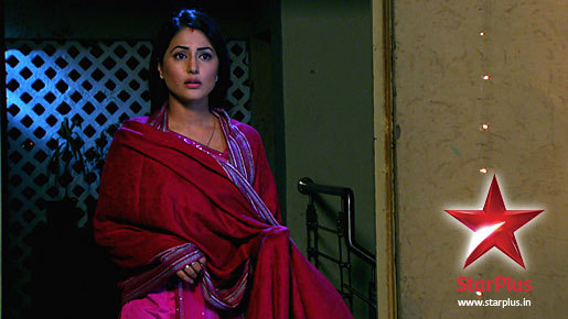 1702121134206 - HINA KHAN 2012-NEW