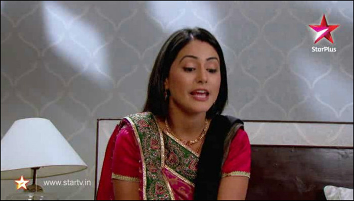 12-vert - HINA KHAN 2012-NEW