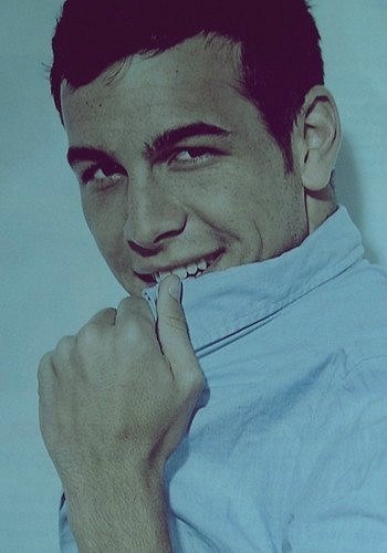 fuDCyoX4Voo - Actorul meu preferat Mario Casas