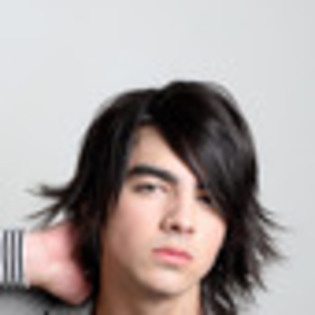 joe-jonas-381106l-thumbnail_gallery