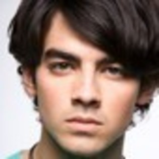 joe-jonas-413292l-thumbnail_gallery - Joe Jonas