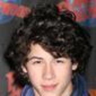 nick-jonas-307295l-thumbnail_gallery