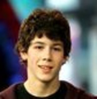 nick-jonas-424318l-thumbnail_gallery