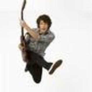 nick-jonas-478047l-thumbnail_gallery