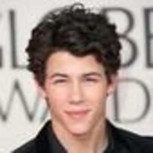 nick-jonas-579384l-thumbnail_gallery