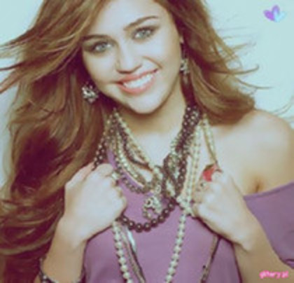 x.Incantata!Iar Marie,el este David.My baby!:*