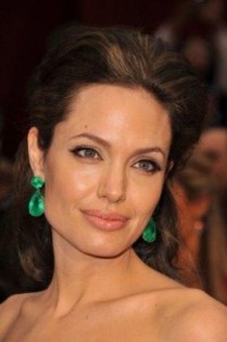 Angelina_Jolie_1239016892