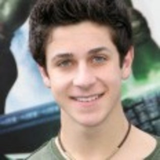 David_Henrie_1265268171_0